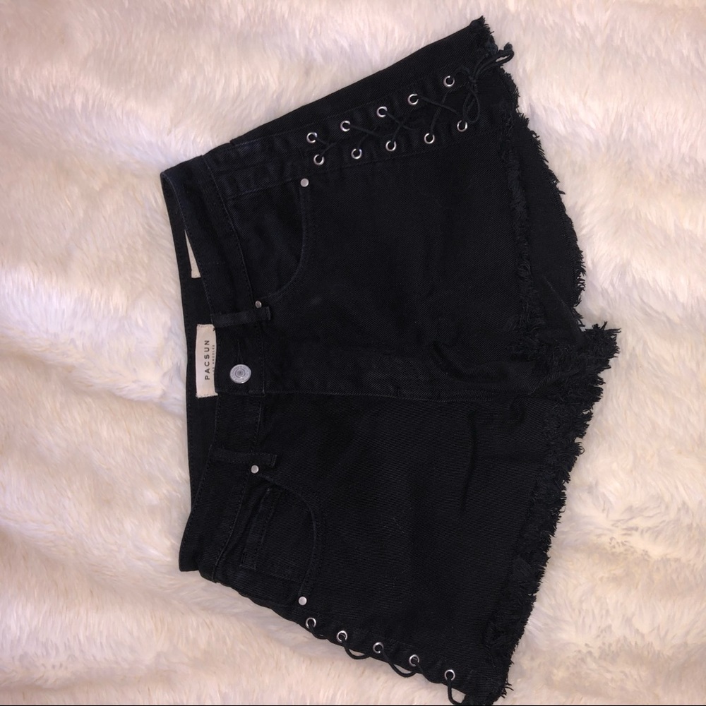 Pacsun HIGH RISE black denim shorts